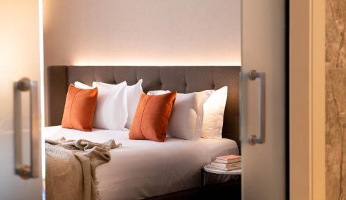 Suite with Spa Bath