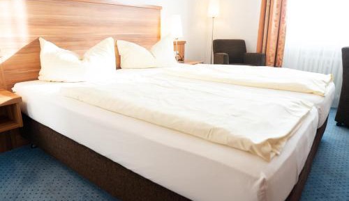 Single Room with Private Bathroom