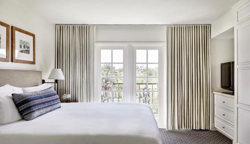Golf View Suite 1 King Bed