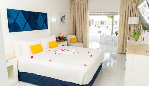 King Room with Pool View