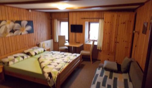 Double Room with Private Bathroom