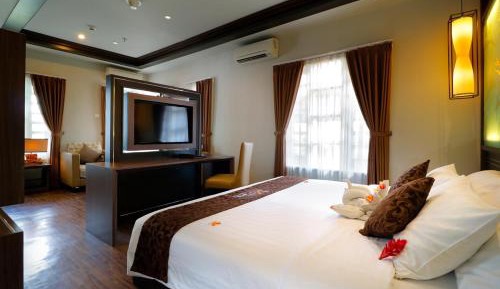 Executive Suite