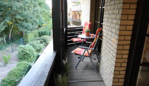One-Bedroom Apartment with Balcony