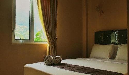 Double Room with Mountain View