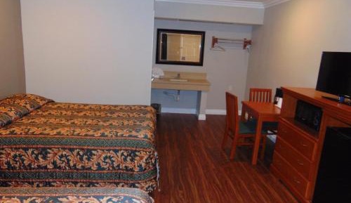 Queen Room with Two Queen Beds