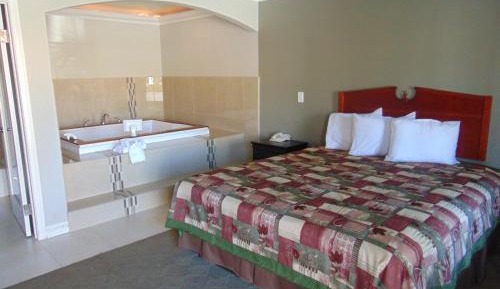 King Room with Spa Bath