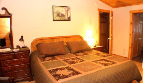 Deluxe King Suite