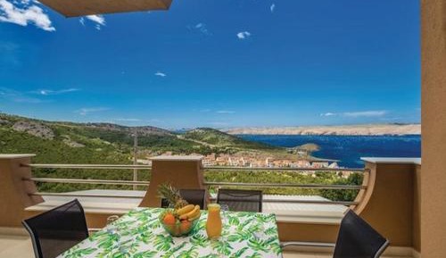 Two-Bedroom Apartment with Terrace and Sea View