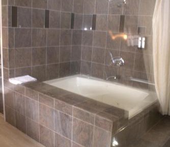 King Suite with Spa Bath