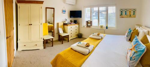 Superior Deluxe Double or Twin Room 