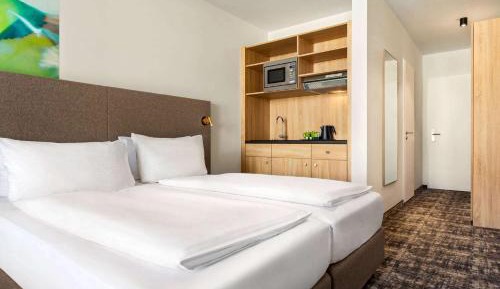 Standard Twin Room with Kitchenette - Non-Smoking