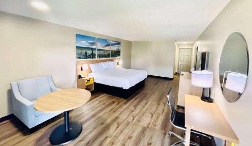 King Room - Non-Smoking