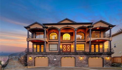 Family Room with Sea View