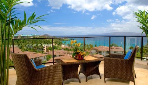 Three-Bedroom Penthouse with Ocean View