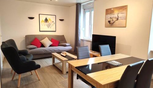 Apartment (4 Adults)