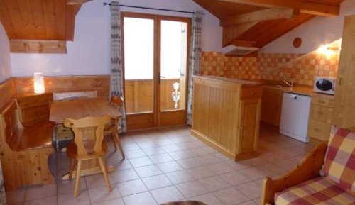 Apartment (6 Adults)