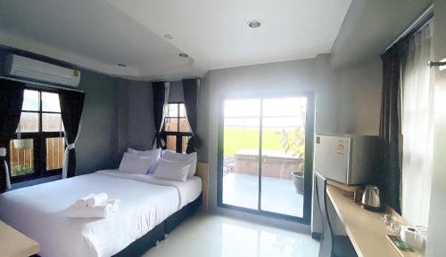 King Room with Spa Bath