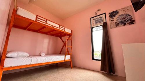 Mixed Dormitory Room