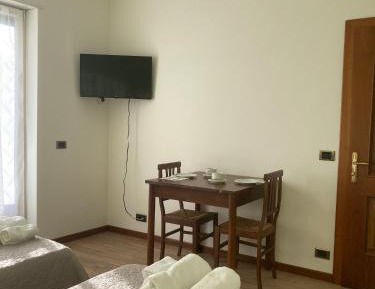 Quadruple Room with Private Bathroom