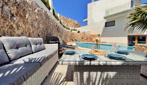 Deluxe Villa