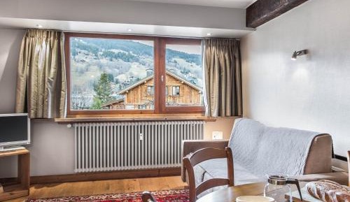 Apartment (3 Adults)