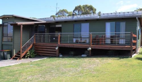 Three-Bedroom Holiday Home 