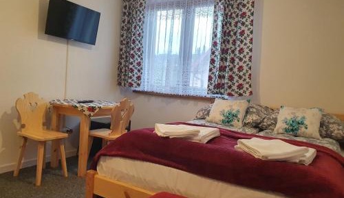 Triple Room with Private Bathroom