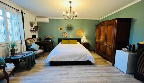 Double Room with Private Bathroom