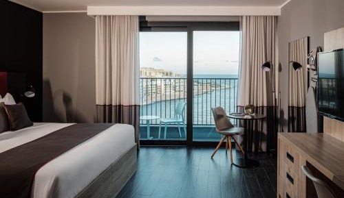Superior Double or Twin Room with Sea View