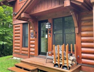 Three-Bedroom Chalet with Hot Tub