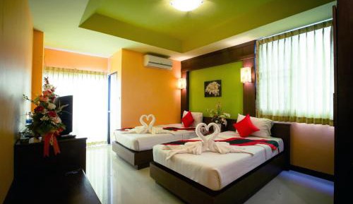 Standard Double or Twin Room with Two-Way Airport Transfer