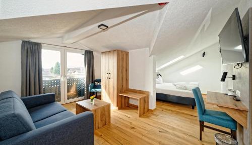 Double Room with Mountain View