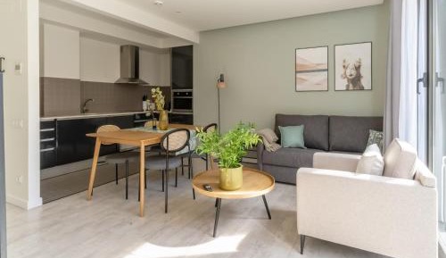 One-Bedroom Apartment