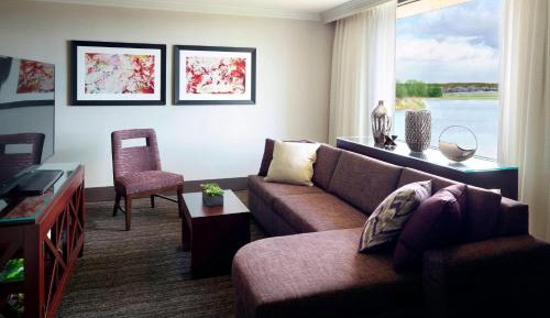 One-Bedroom Suite