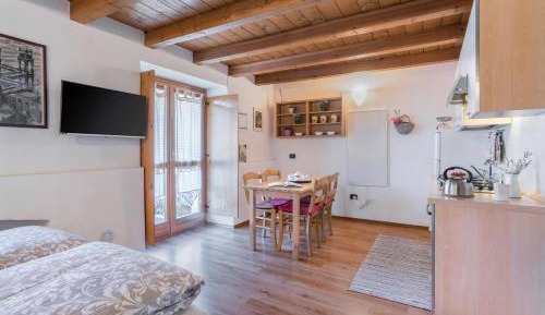 Studio with Balcony