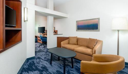 King Studio with Sofa Bed