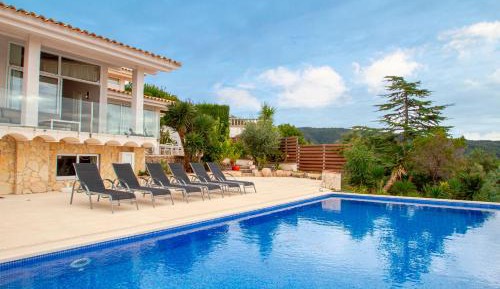 Villa with Sea View