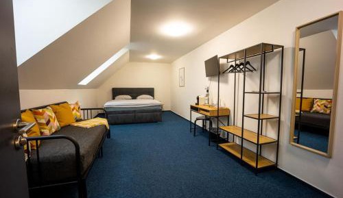 Quadruple Room with Private Bathroom