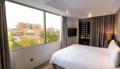 Double Room with View