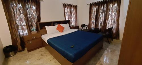 Deluxe Double Room (2 Adults + 1 Child)