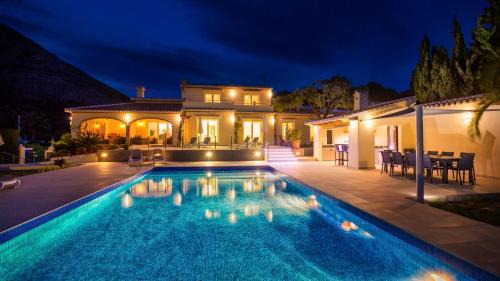 Six-Bedroom House