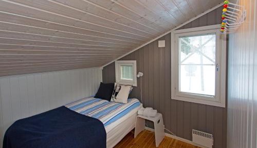 Three-Bedroom Cottage