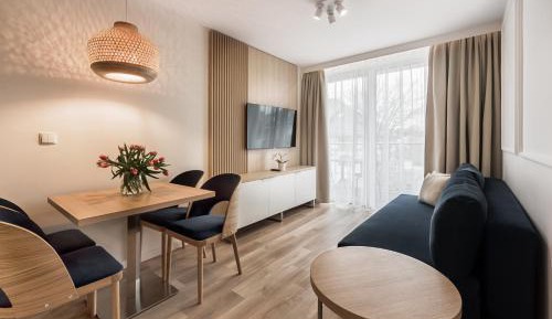 Deluxe Apartment with Balcony