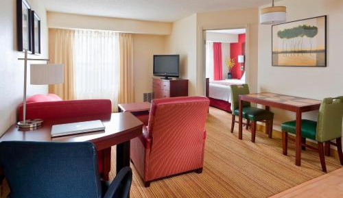 One-Bedroom Suite with Sofa Bed