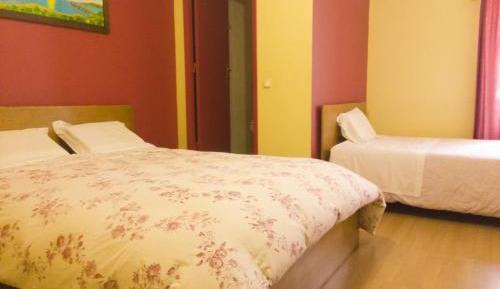 Triple Room with Private Bathroom