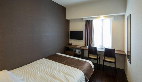 Semi Double Room - Non-Smoking