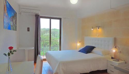 Studio with Kitchen (2 Adults)