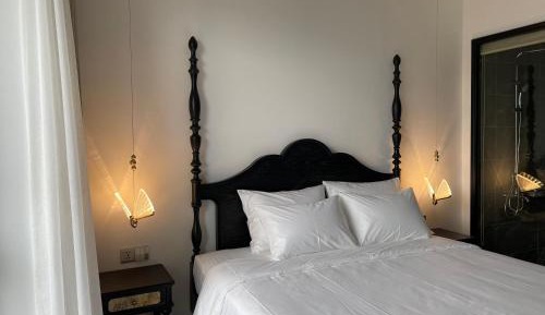 King Room with Mountain View