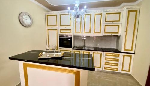 Superior King Suite