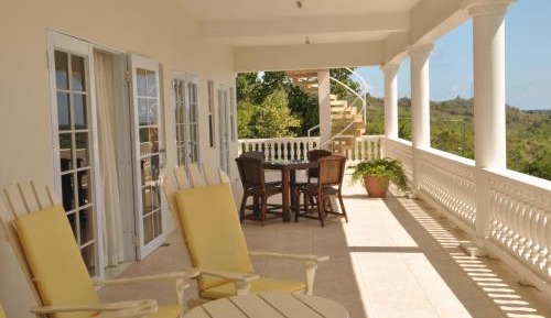 Villa 4 (Two-Bedroom Villa)